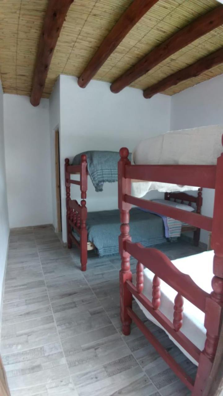 Auberge de jeunesse Hospedaje Puntos Cardinales à Purmamarca Extérieur photo